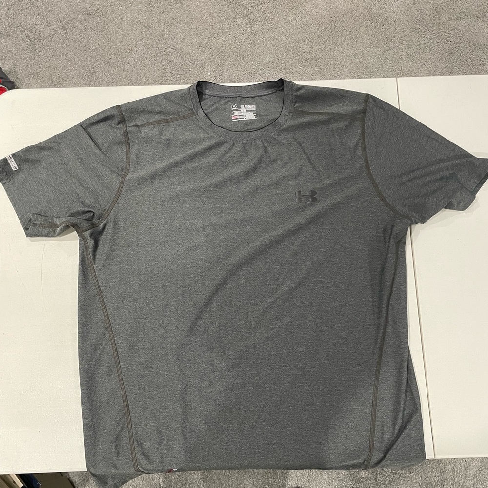 Under Armour gray fitted heat gear shirt